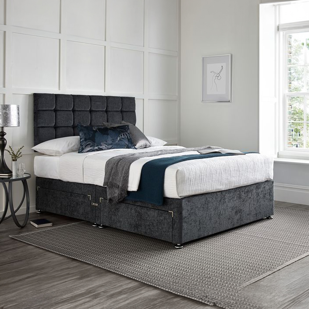 1 Cube Button Divan - Image 1