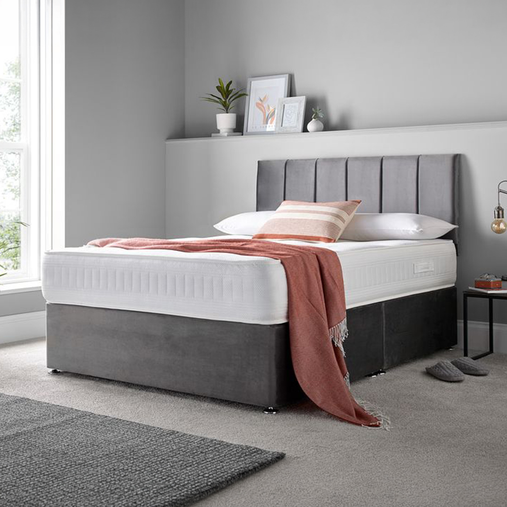 1 Windsor Empire Divan Bed - Image 1
